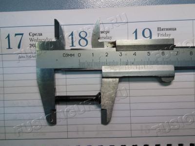 болт крепления втягивающего